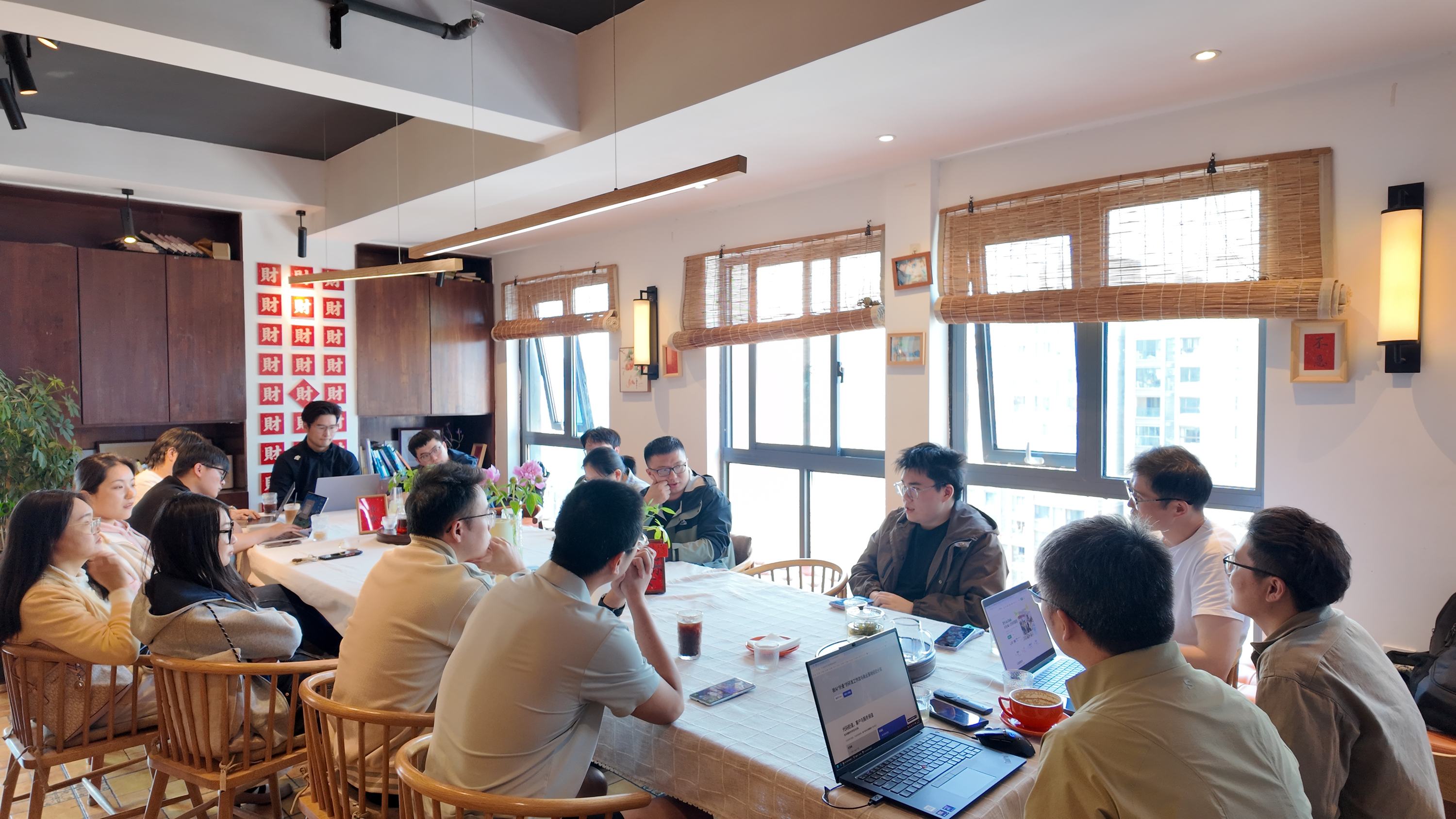 AI 落地实战：从尝试到改变